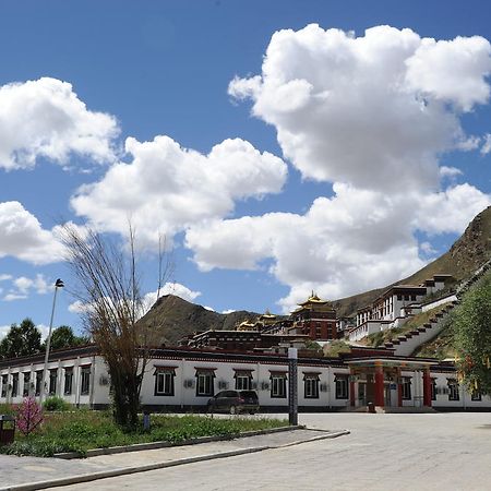 Wanrun International Resort Hotel In Tibet Xigaze Экстерьер фото