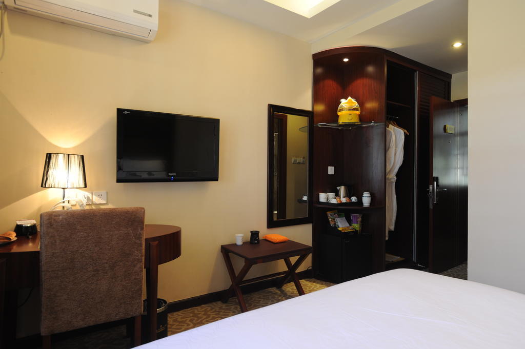 Wanrun International Resort Hotel In Tibet Xigaze Номер фото